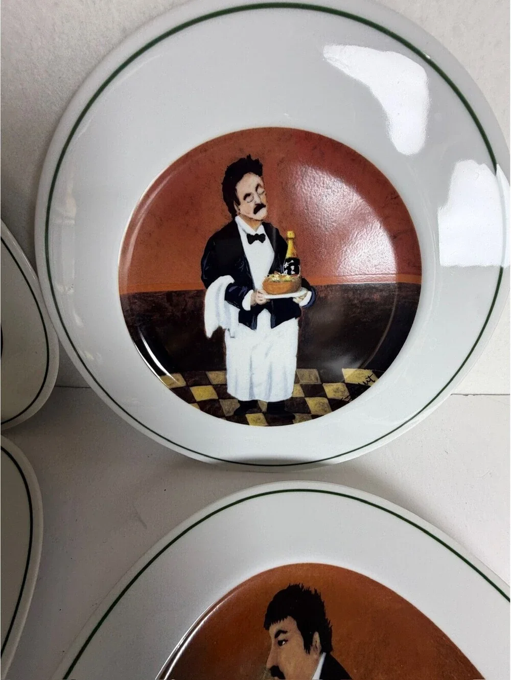 Williams-Sonoma Sommelier The Bad Tip Plates Set of 6 Storage Location S-8